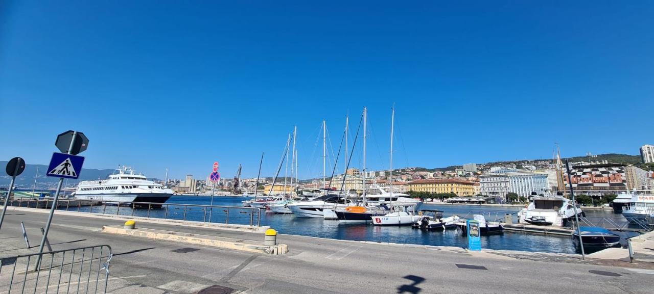 Sofija apartmani Rijeka Buitenkant foto